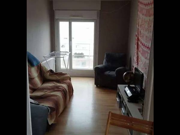 Colocation / Appartement 3 pièces de 77 m², Angers, Rue Jeanne Quemard / Photo 2