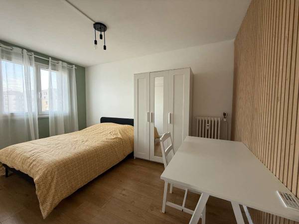 Colocation / Appartement 4 pièces de 74 m², Reims, Rue Lecointre / Photo 2