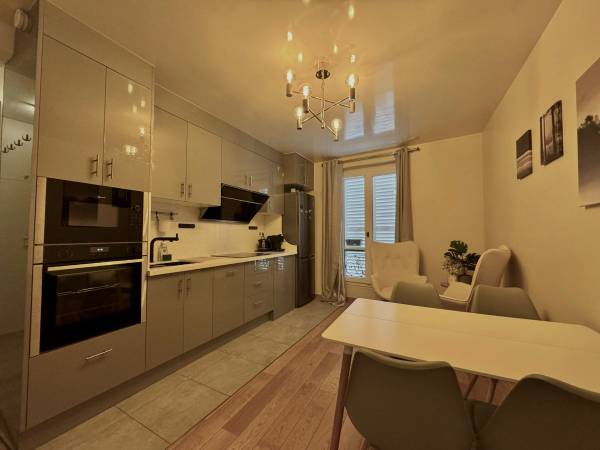 Colocation / Appartement 3 pièces de 46 m², Paris, Rue des Renaudes / Photo 2