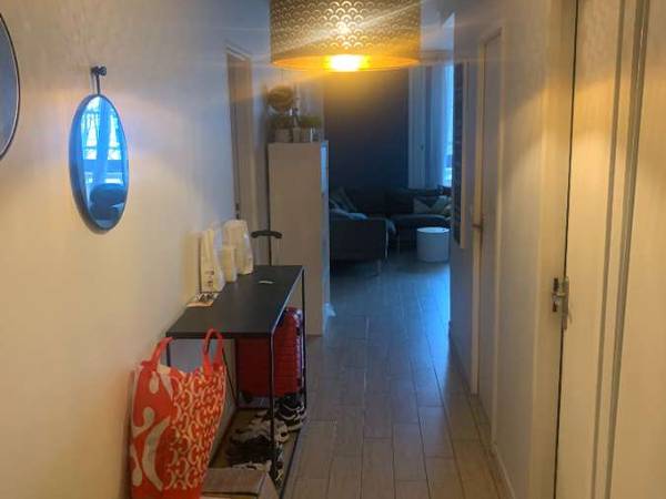 Colocation / Appartement 6 pièces de 103 m², Évry-Courcouronnes, Square Gutenberg / Photo 10