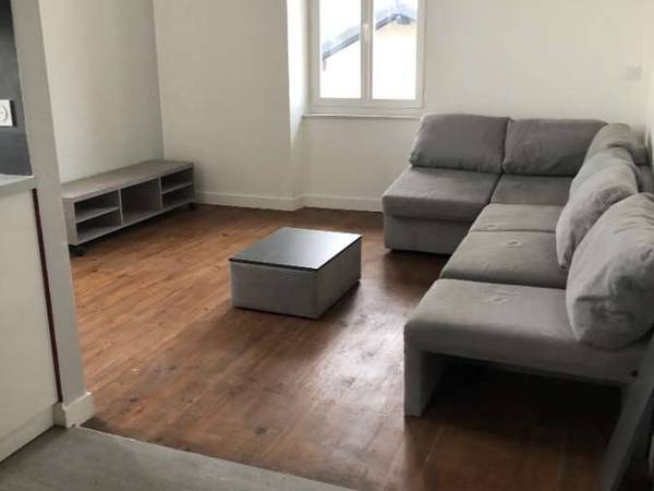 Colocation / Appartement 5 pièces de 100 m², Chignin / Photo 2