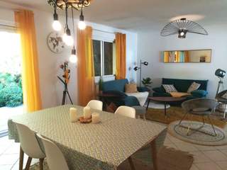 Colocation / 6 rooms house · 110 m², Nantes, Place du Manège