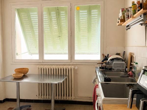 Sous-location / Immeuble 4 pièces de 100 m², Lyon, Rue Feuillat / Photo 3