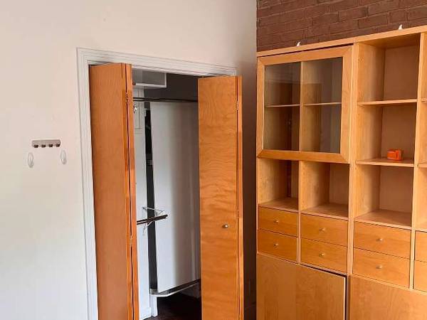Chambre pour étudiant / Appartement 5 pièces de 100 m², Montréal, Rue Sainte-Famille / Photo 2