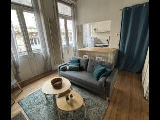 Rental / 2 rooms apartment · 34 m², Lille, 6 Rue du Sec Arembault