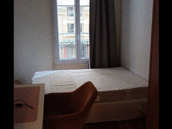 Colocation / Appartement 3 pièces de 40 m², Paris, Rue Damesme / Photo 3