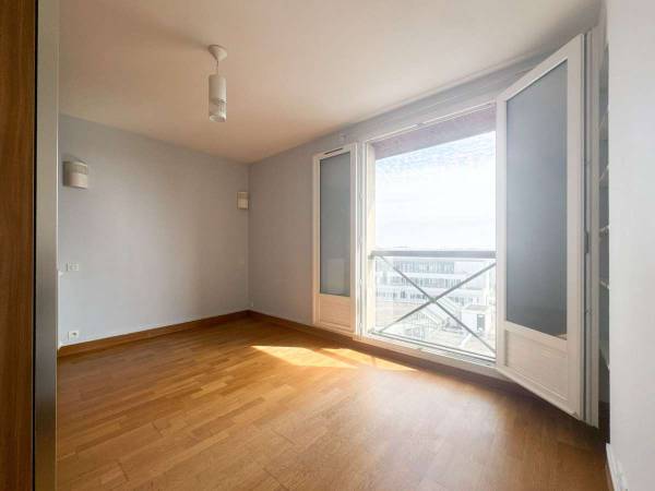 Colocation / Appartement 3 pièces de 62 m², Châtillon, Rue Etienne Deforges / Photo 2
