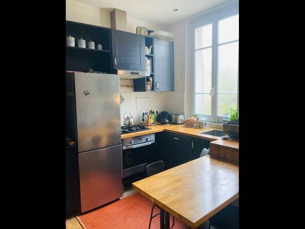 Colocation / Appartement 3 pièces de 52 m², Saint-Ouen-sur-Seine, Rue des Rosiers / Photo 2