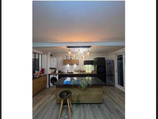 Colocation / Appartement 3 pièces de 78 m², Lyon, Rue Lieutenant Colonel Girard