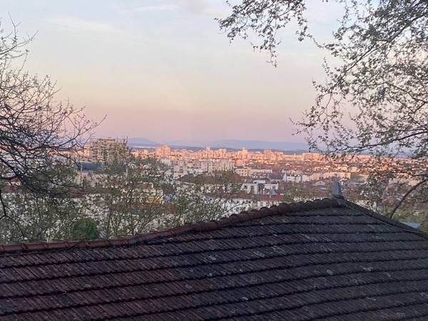 Location / Appartement 8 pièces de 84 m², Lyon, Rue Imbert Colomès / Photo 5