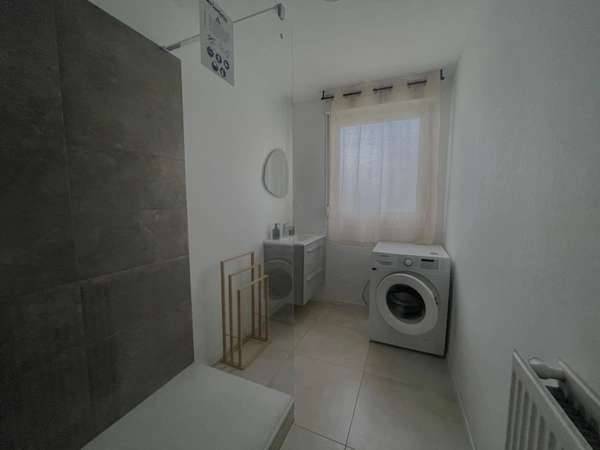 Location / Appartement 2 pièces de 53 m², Mulhouse / Photo 2