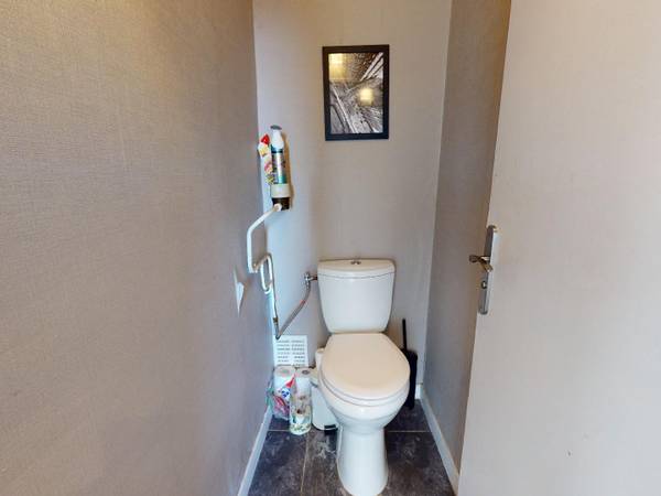 Colocation / Appartement 4 pièces de 61 m², Vénissieux, Avenue Jules Guesde / Photo 16