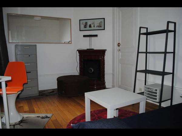 Colocation / Appartement 3 pièces de 65 m², Paris, Boulevard Barbès / Photo 2