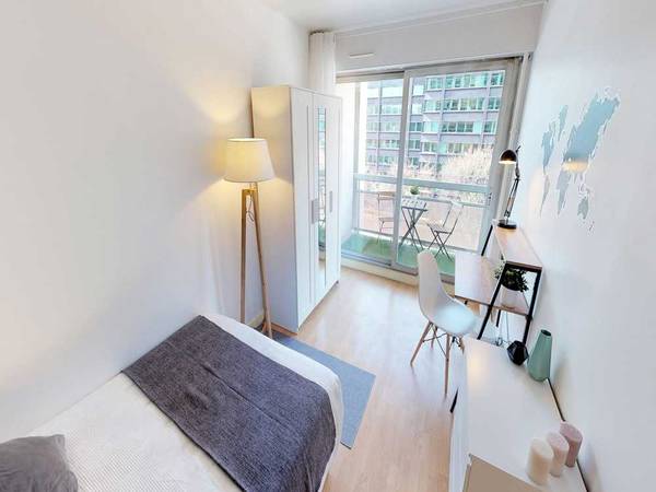 Colocation / Appartement 3 pièces de 70 m², Clichy, Impasse Barbier / Photo 2