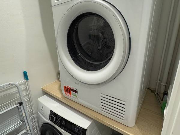 Colocation / Appartement 4 pièces de 100 m², Strasbourg, Rue de Lausanne / Photo 8