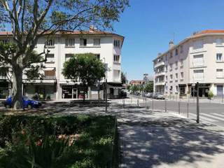 Room share / 4 rooms apartment · 11 m², Bron, Rue Pierre Curie