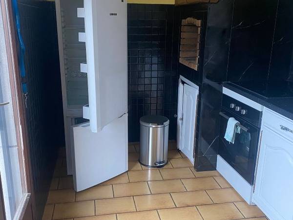 Colocation / Duplex 8 pièces de 121 m², Grenoble, Cours Berriat / Photo 14