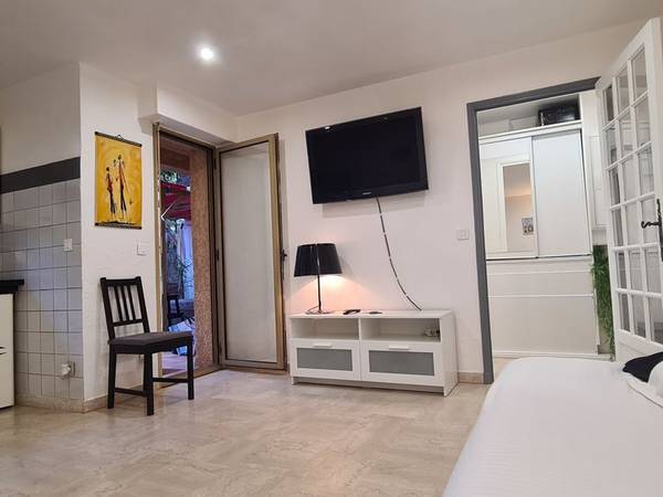 Location / Studio, Toulon / Photo 2