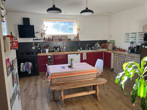 Colocation / Maison 6 pièces de 155 m², Ferrières-sur-Ariège, Avenue de la Barriére / Photo 2