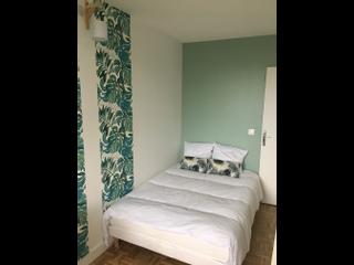 Colocation / Appartement 5 pièces de 72 m², Créteil, Place Jean Giraudoux