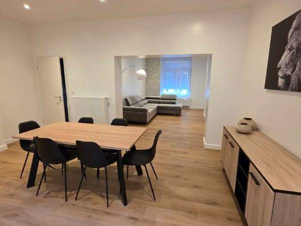 Colocation / Maison 9 pièces de 170 m², Seraing, Rue Champs du Mont / Photo 2