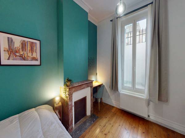 Colocation / Appartement 7 pièces de 230 m², Bordeaux, Cours de l'Argonne / Photo 2