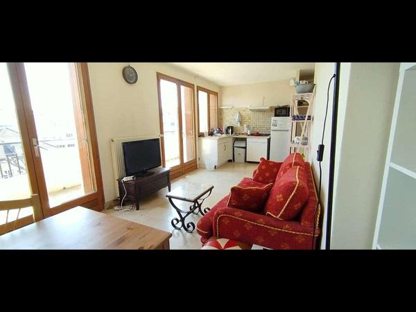 Colocation / Duplex 4 pièces de 70 m², Alfortville, Rue Charles de Gaulle / Photo 2