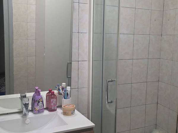 Colocation / Appartement 5 pièces de 70 m², Lyon, Rue Général de Miribel / Photo 2
