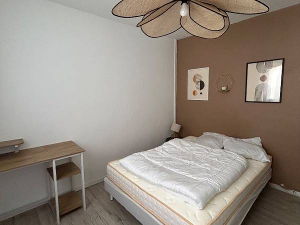 Colocation / Appartement 5 pièces de 70 m², Toulon, Avenue Frederic Passy / Photo 2