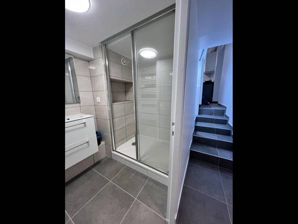 Location / Studio de 25 m², Claye-Souilly, Rue de Souilly / Photo 3