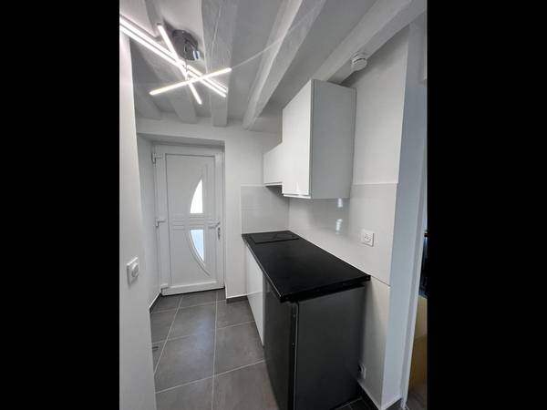 Location / Studio de 25 m², Claye-Souilly, Rue de Souilly / Photo 2
