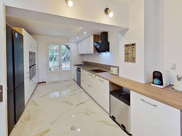 Colocation / Villa 10 pièces de 220 m², Poitiers, Rue de la Charletterie / Photo 2