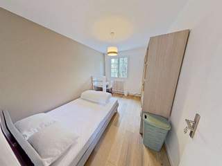 Flatsharing / 10-bedroom villa · 220 m², Poitiers, Rue de la Charletterie