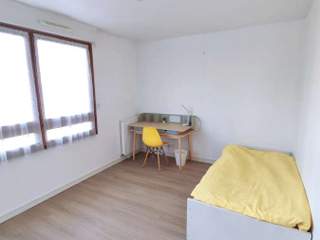 Room share / 3 rooms apartment · 59 m², Cergy, Rue du Moutier