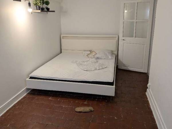 Location / Appartement 2 pièces de 40 m², Lyon, Montée des Carmélites / Photo 2