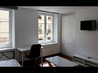 Location / Studio de 25 m², Nancy, Rue Gustave Simon