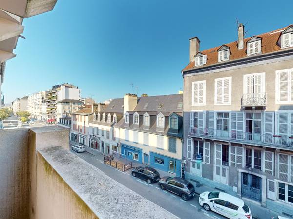 Colocation / Appartement 4 pièces de 95 m², Pau, Rue Henri Faisans / Photo 2