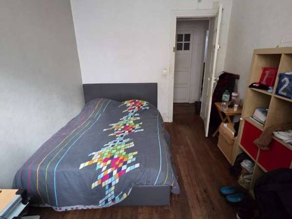 Colocation / Appartement 3 pièces de 63 m², Clichy, Rue d'Alsace / Photo 2
