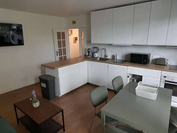 Colocation / Appartement 6 pièces de 93 m², Argenteuil, Rue Jean de la Fontaine / Photo 2