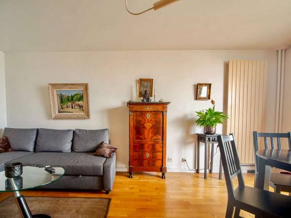 Colocation / Appartement 3 pièces de 72 m², Saint-Denis, Rue Gaston Dourdin / Photo 2