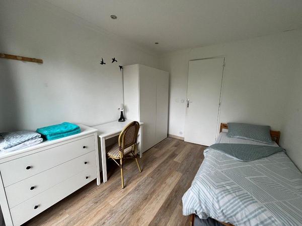 Flatsharing / 5-bedroom flat · 82 m², Cergy, Rue des Chênes Bruns / Photo 2