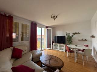 Room share / 4 rooms apartment · 77 m², Clermont-Ferrand, Avenue des Paulines