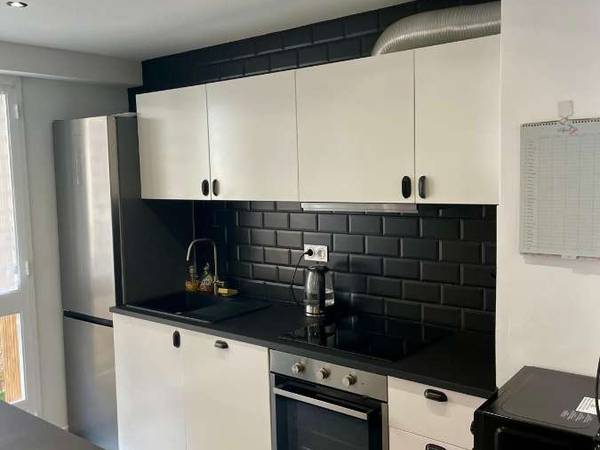 Colocation / Appartement 5 pièces de 100 m², Marseille, Rue Negre / Photo 2