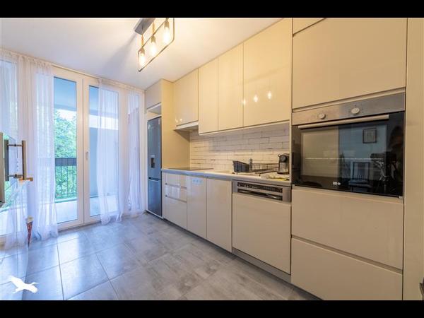 Colocation / Appartement 3 pièces de 60 m², Lormont, Rue Jean Moulin / Photo 2