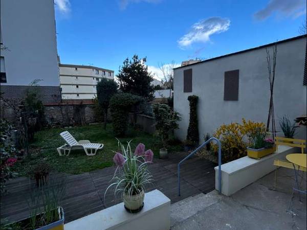 Coliving space / 7-bedroom house · 140 m², Noisy-le-Sec, Avenue de Bobigny / Photo 2