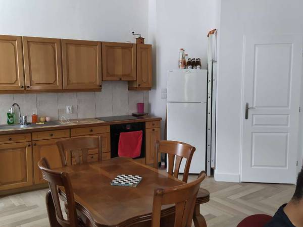 Colocation / Appartement 4 pièces de 80 m², Lyon, Rue de Marseille / Photo 2