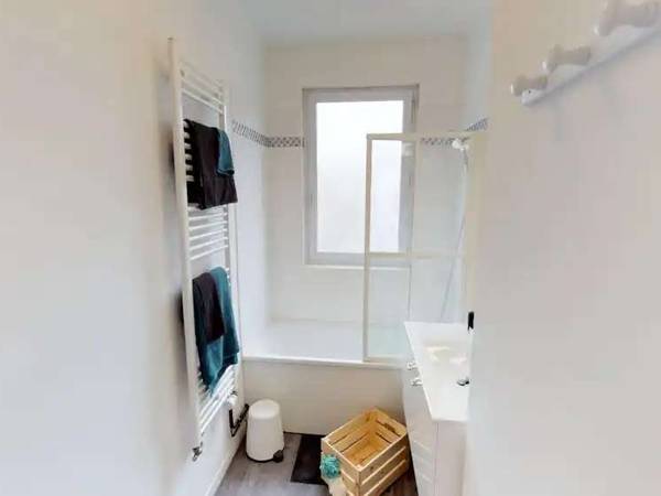 Colocation / Appartement 6 pièces de 88 m², Lille, Rue de la Porte d'Ypres / Photo 8