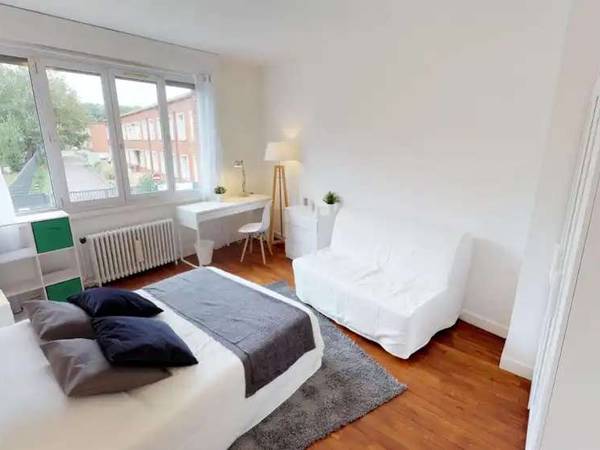 Colocation / Appartement 6 pièces de 88 m², Lille, Rue de la Porte d'Ypres / Photo 2