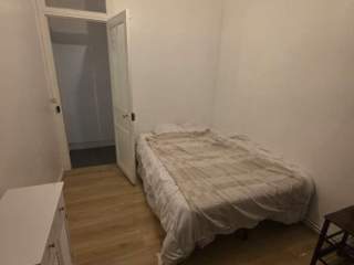 Room share, 3 rooms apartment, Paris