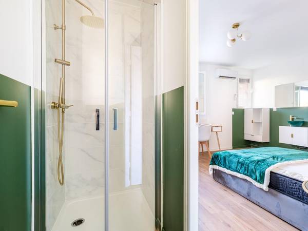 Colocation / Maison 16 pièces de 320 m², Villejuif / Photo 2